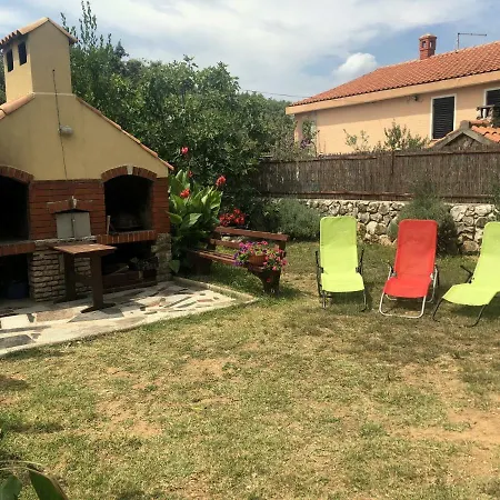 Guest house Ruzmarin