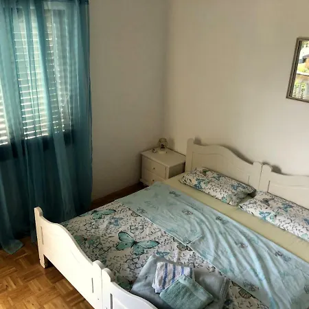Ruzmarin Konukevi