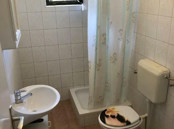Pensión Ruzmarin Ždrelac