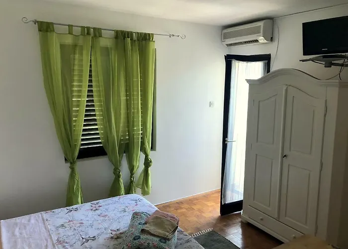 Ruzmarin Affittacamere Ždrelac